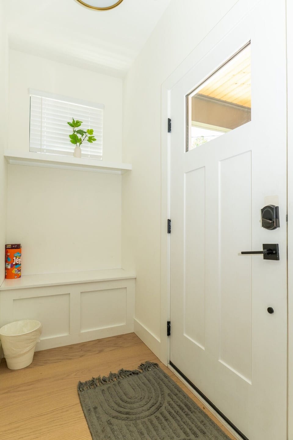 06-1442 Madison Ave-6