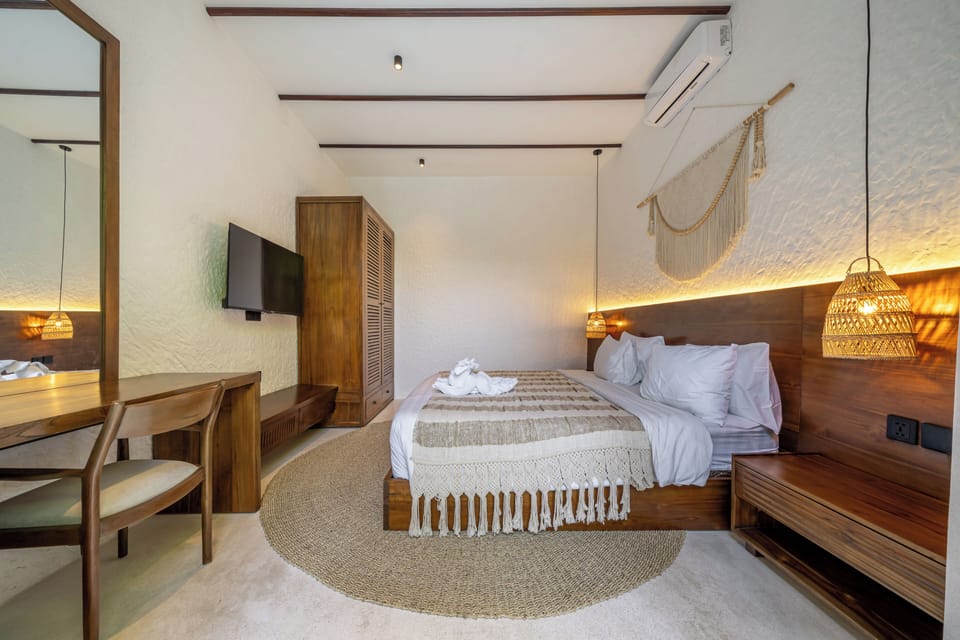 Exclusive Villa, Pool View | Egyptian cotton sheets, premium bedding, in-room safe