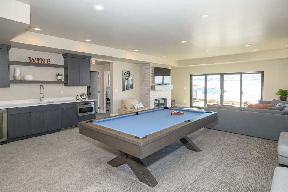 Lower level family / game room