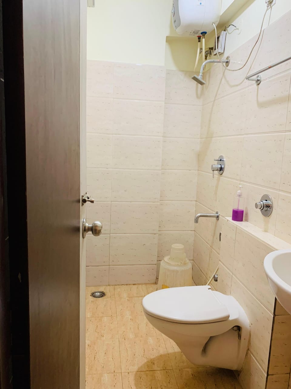 Comfort Room | Bathroom