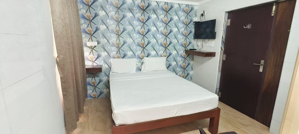Basic Room | Free WiFi, bed sheets