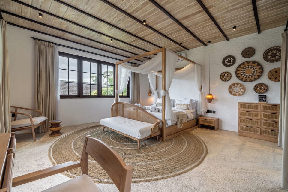 Luxury Villa, Pool View | Egyptian cotton sheets, premium bedding, in-room safe