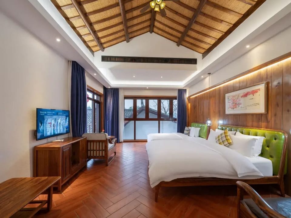 Comfort Twin Room, 2 Double Beds, Terrace, Hill View | Down comforters, desk, blackout drapes, soundproofing