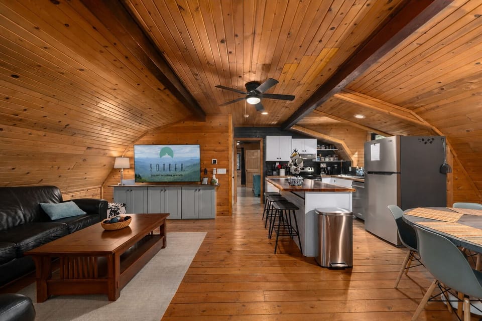 Upper Level Open Floor Plan