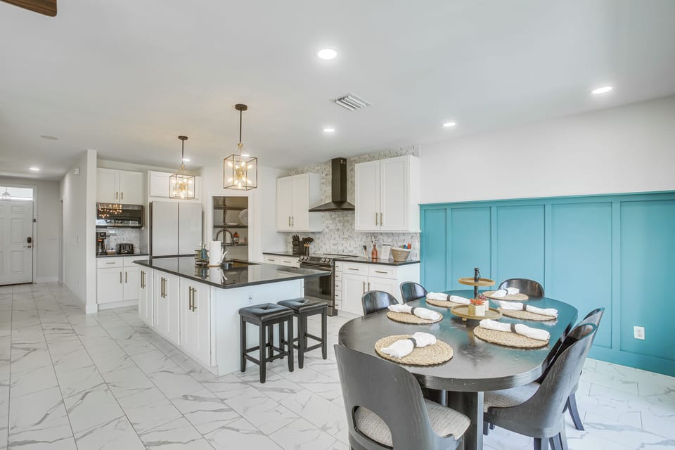 Dining Area | 1st Floor