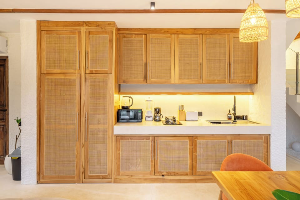 Luxury Villa, Pool View | Private kitchen | Coffee/tea maker, electric kettle, toaster, blender