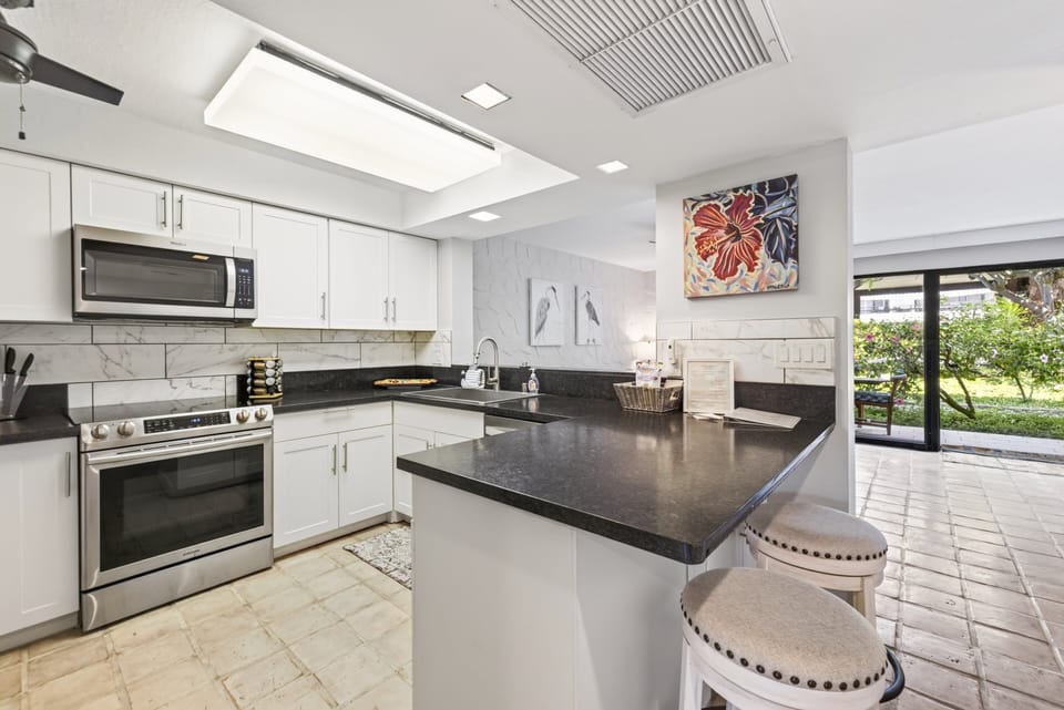 Fully Stocked Kitchen