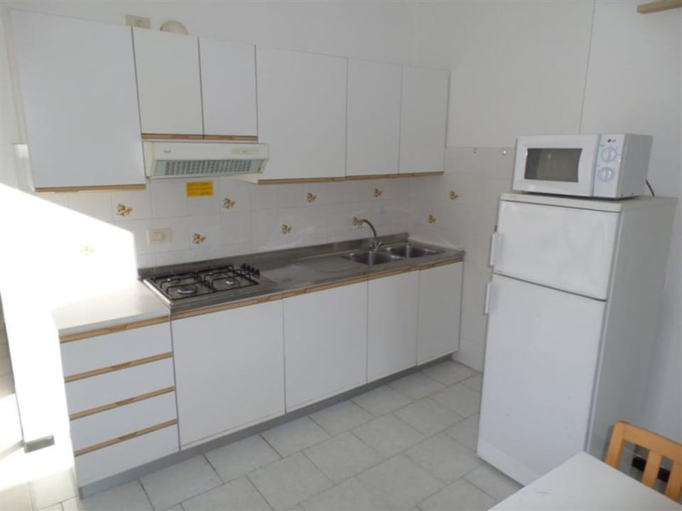 Apartment, 2 Bedrooms, Balcony, City View | Interior