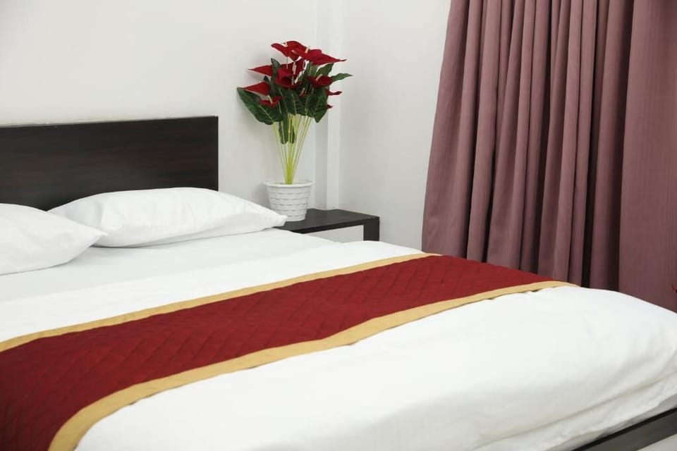 In-room safe, iron/ironing board, free WiFi