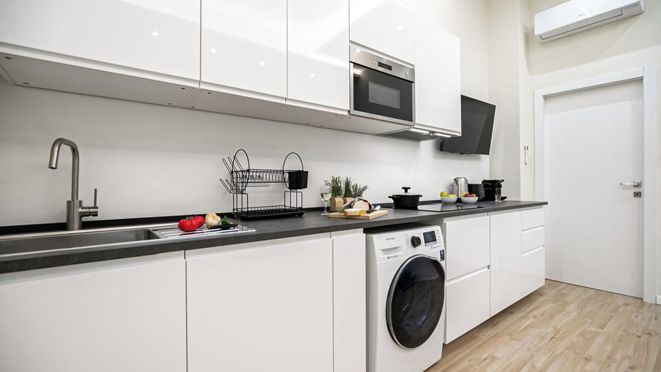 Apartment (1 Bedroom) | Interior