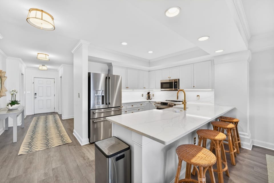 Kitchen counter | 1006 Ocean Blvd, Isle of Palms, SC | 102 Dunescape | IOP Escapes
