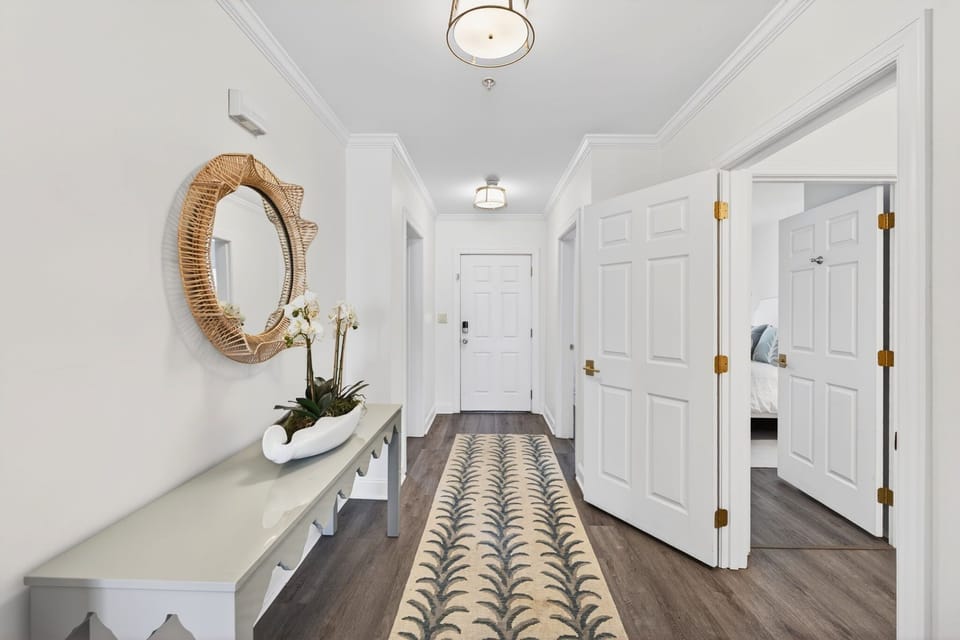 Entryway | 1006 Ocean Blvd, Isle of Palms, SC | 102 Dunescape | IOP Escapes