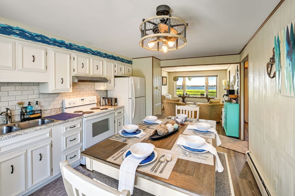 House (2 Bedrooms) | Interior