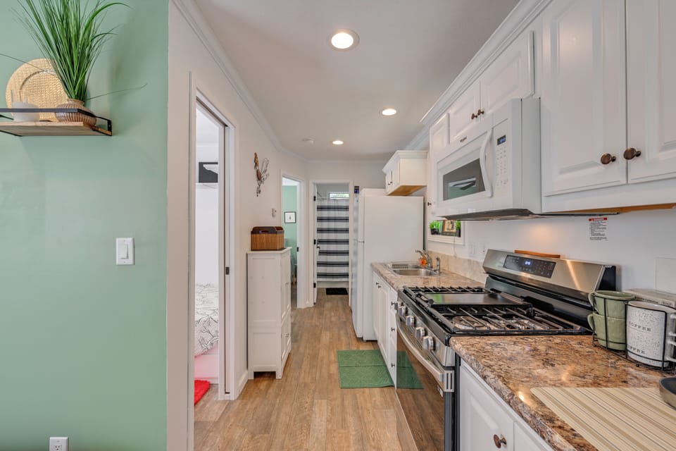 House (2 Bedrooms) | Interior