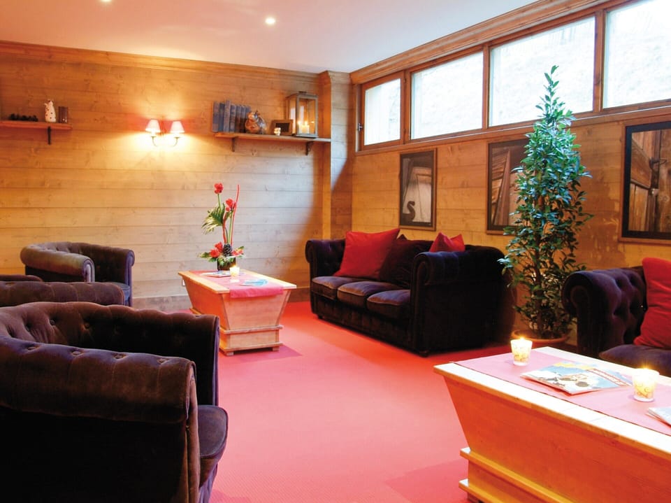 Apartment | Reception