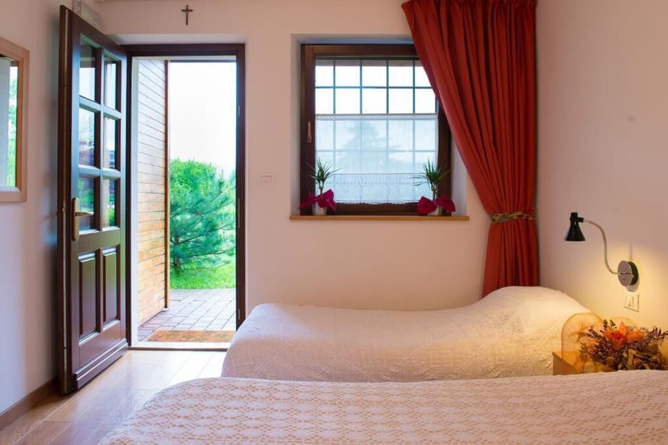 In-room safe, free WiFi
