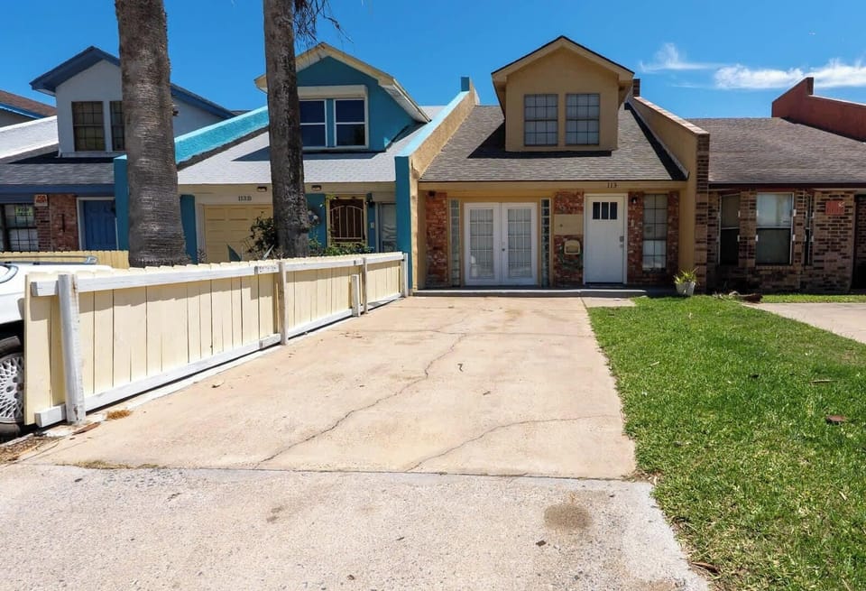 House, 3 Bedrooms | Exterior