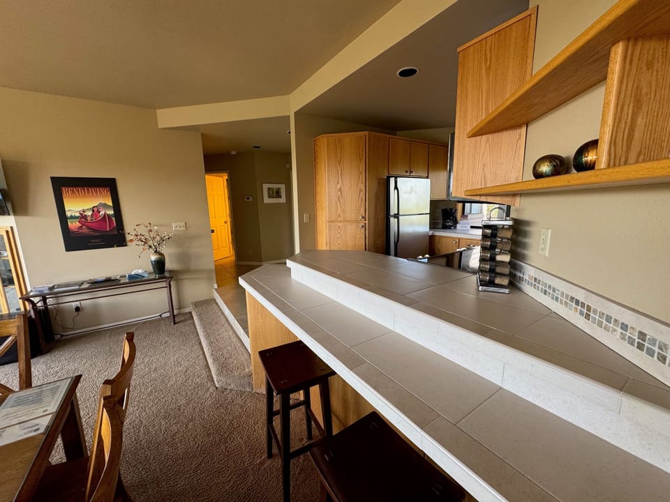 Condo, 2 Bedrooms | Interior