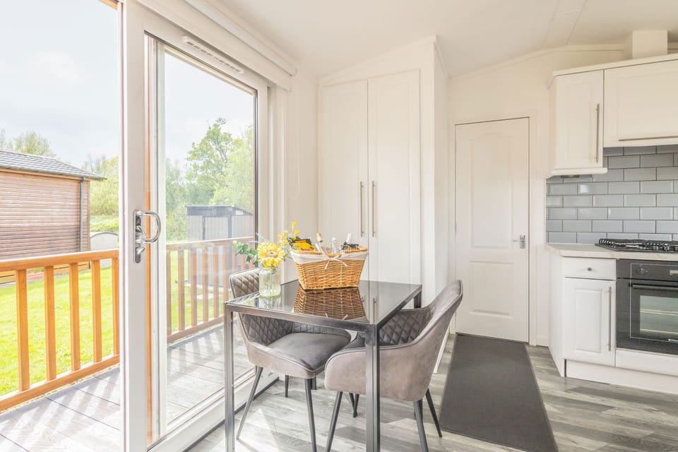 Hazel Retreat, Felton - Host & Stay