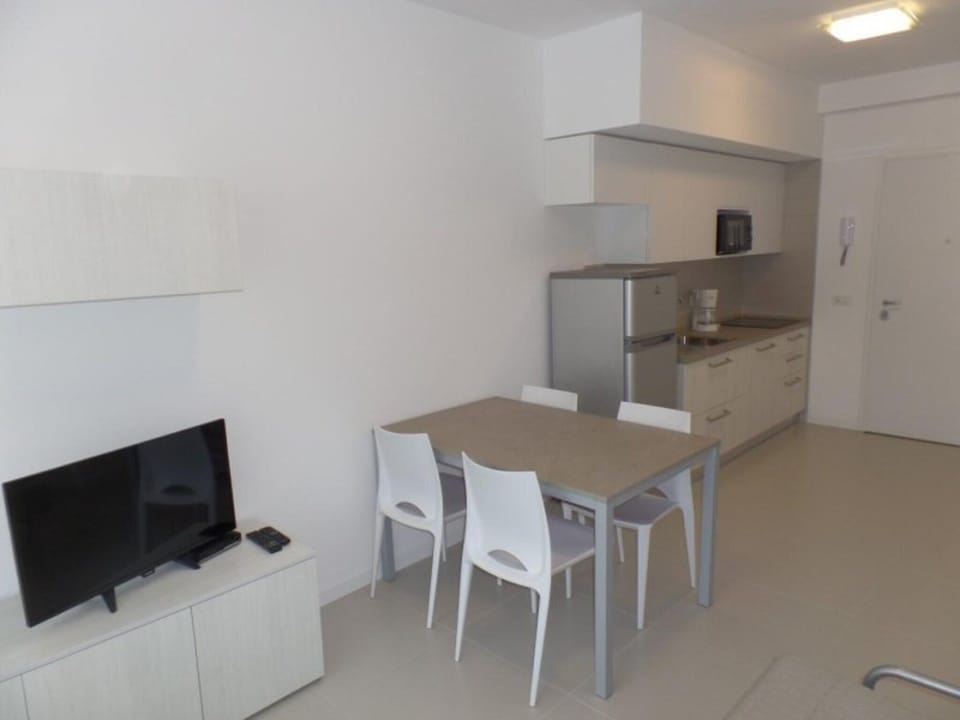 Apartment, 1 Bedroom, Terrace | Room amenity