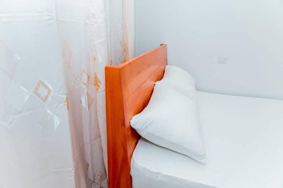 Economy Triple Room, Balcony, Mountain View | Desk, laptop workspace, WiFi (free)