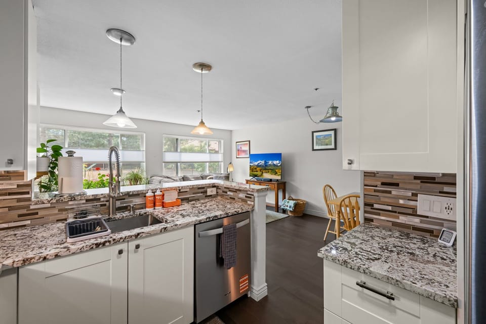 Kitchen - Everything you need to feel at home, right here in the heart of the kitchen
