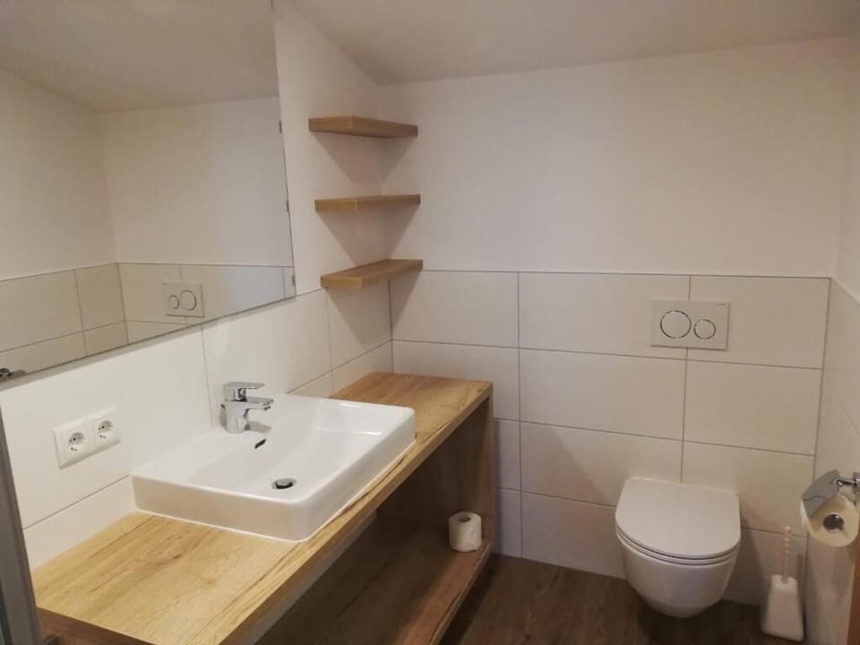 Studio, Balcony, Mountain View | Bathroom | Shower, hair dryer, towels, soap