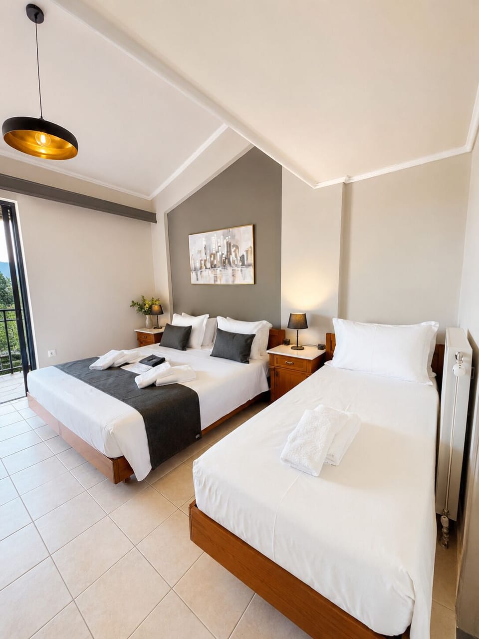 Triple Room, Mountain View | In-room safe, desk, iron/ironing board, free WiFi