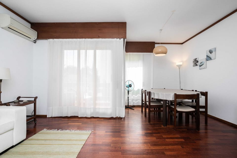 Apartment, Balcony, Pool View | Living area