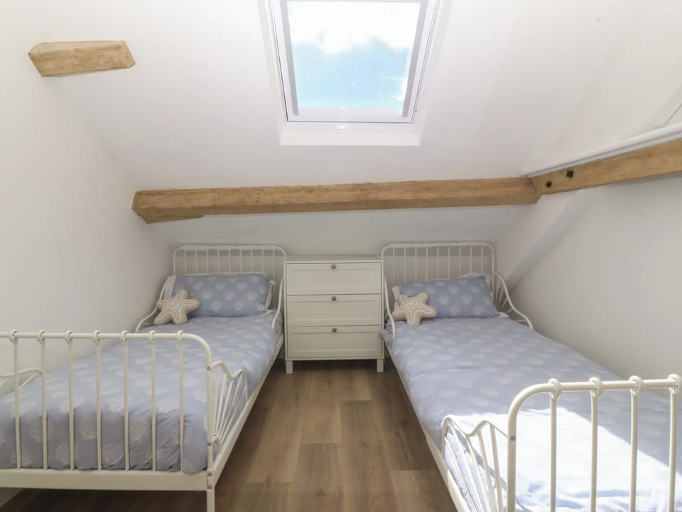 2 bedrooms, WiFi (free), individually decorated, individually furnished