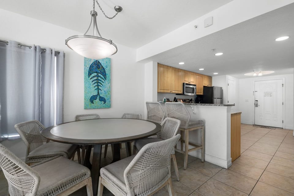 Gather around the dining table for meals after a day at Treasure Island Beach.