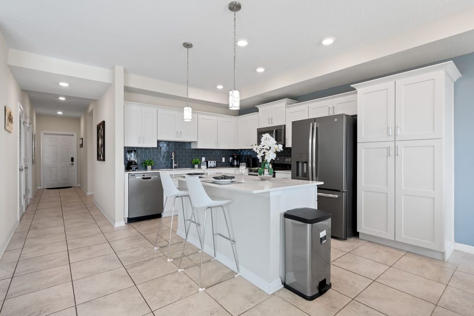 Fully-equipped kitchen