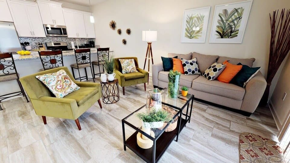 Townhome, Multiple Beds, Pool View (3083TS-SVH) | Living area