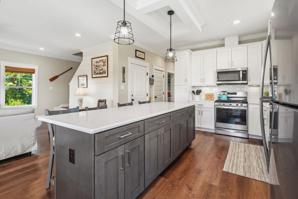 Kitchen - 1st Level South