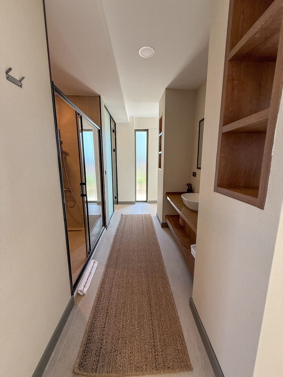 Junior Suite, Patio, Lake View | Interior