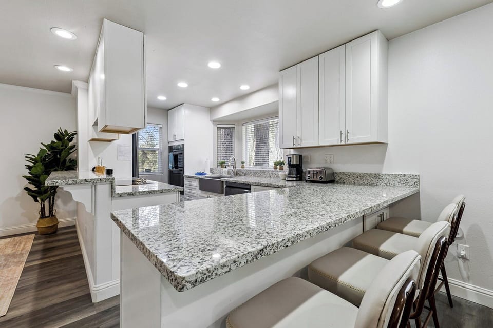Counter Seating