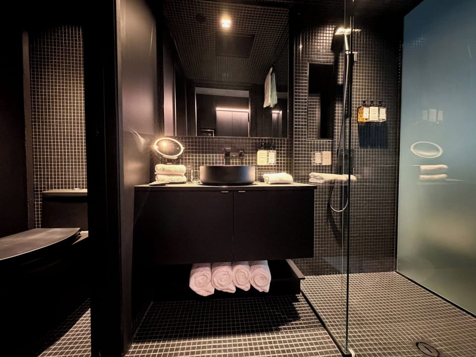 Condo, Marina View | Bathroom | Shower, hair dryer, towels, soap