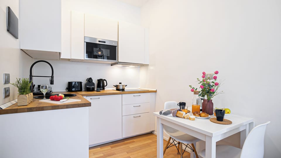 Apartment (1 Bedroom) | Interior