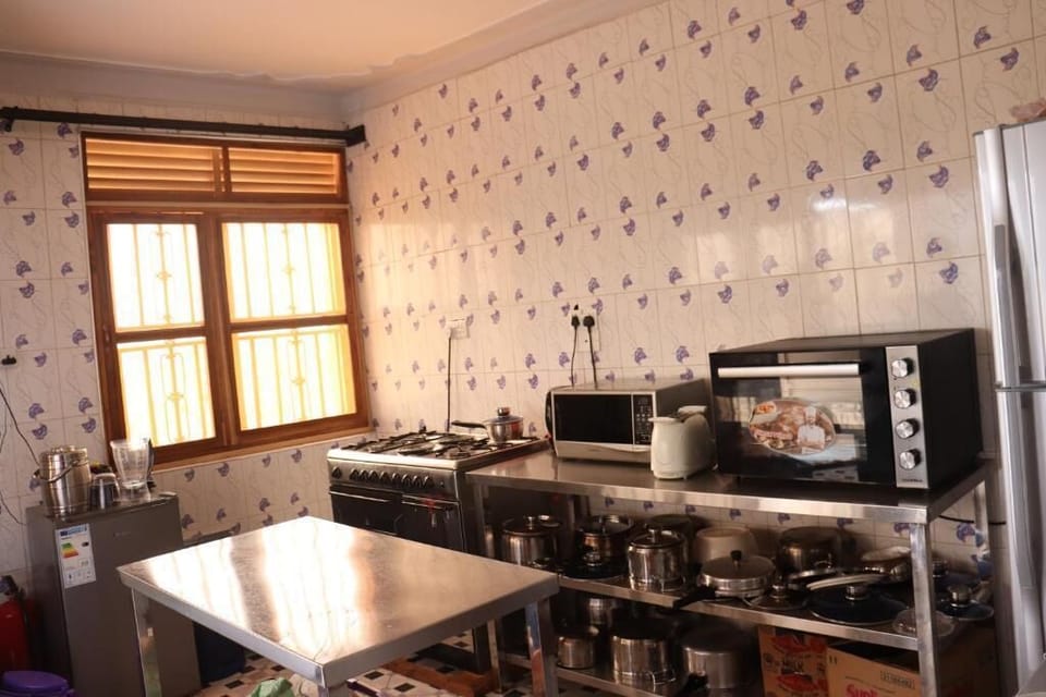 Standard Double or Twin Room, Balcony, City View | Private kitchen | Mini-fridge, microwave
