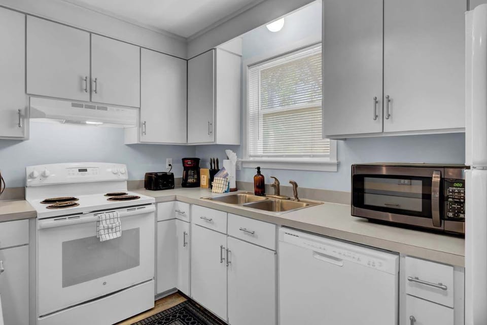 Fully equipped kitchen designed for both convenience and comfort.