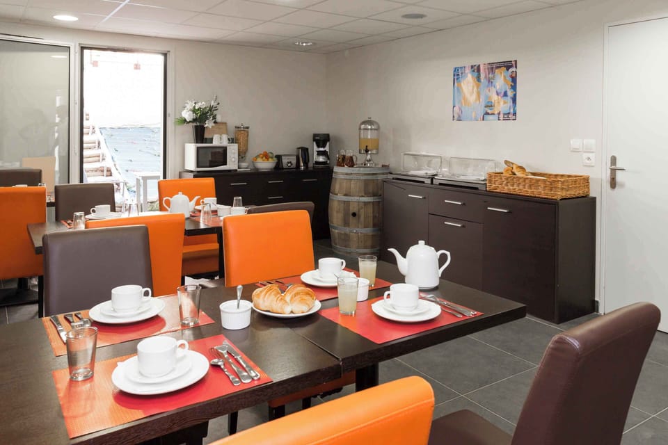 Fully equipped kitchens and comfortable dining spaces make it easy to settle in and feel at home from the moment you arrive.
