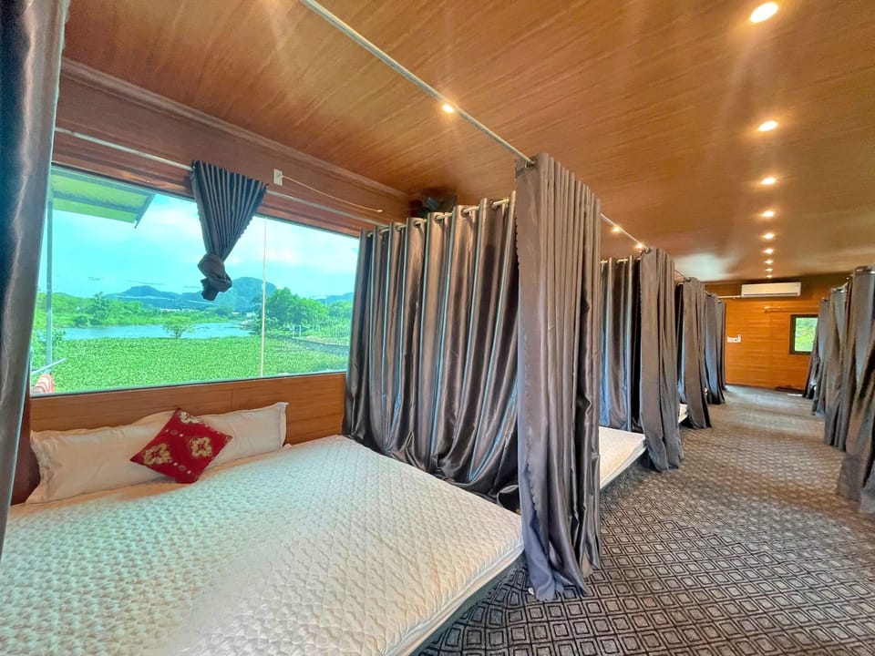 Comfort Shared Dormitory, Patio, River View | Soundproofing, free WiFi