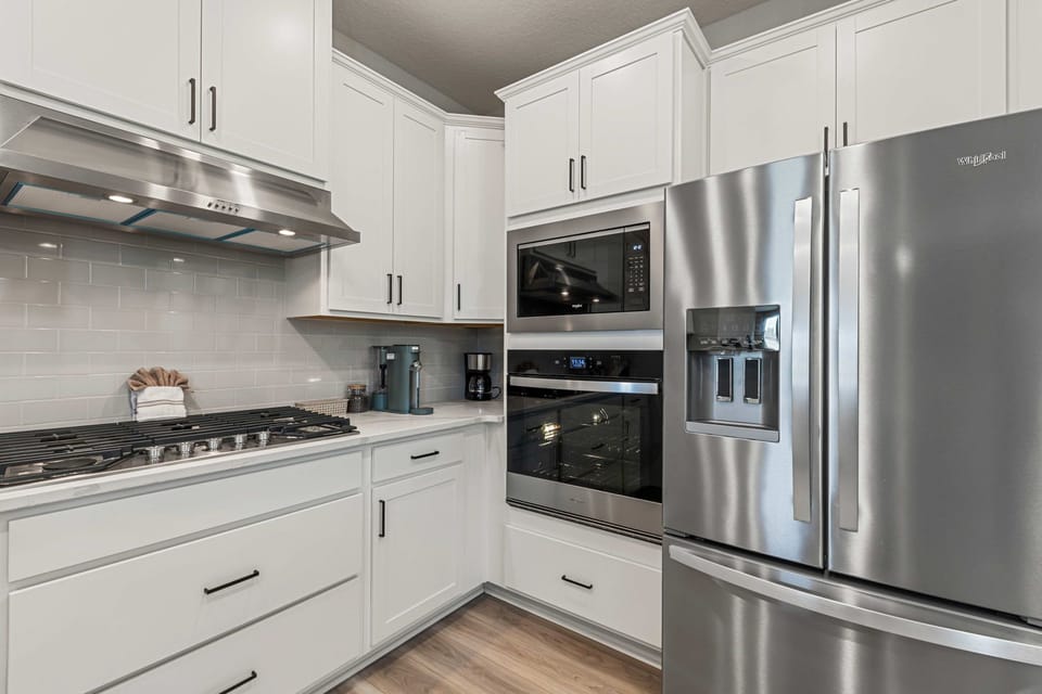 18-web-or-mls-LetsGoClick-017