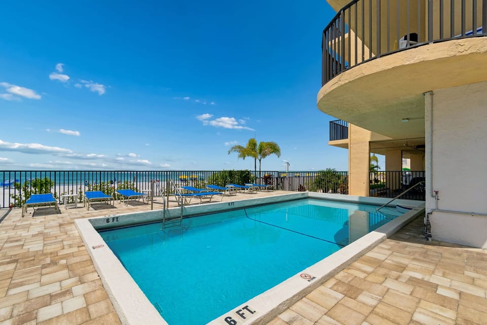 Heated Pool1