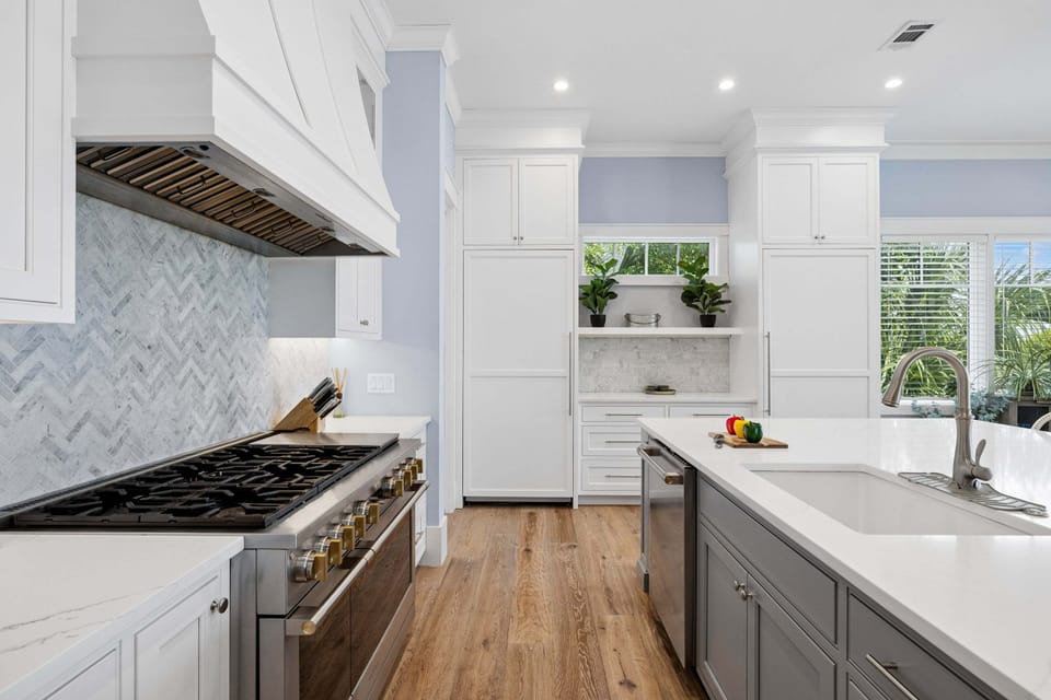 Full-sized refrigerator and freezer ideal for large groups and extended stays