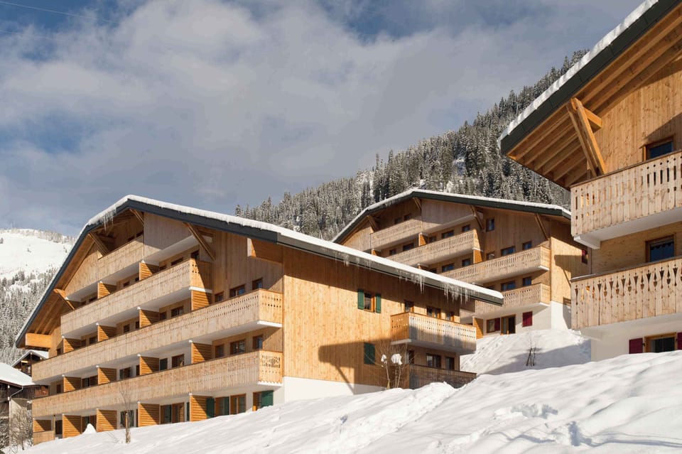 Fresh powder, crisp mountain air, and the vast Portes du Soleil ski domain right on your doorstep.