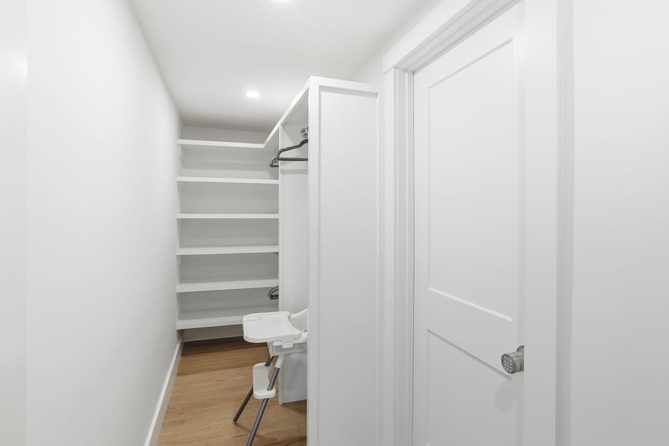 Unpack, settle in, and feel right at home with plenty of room for everyone.
