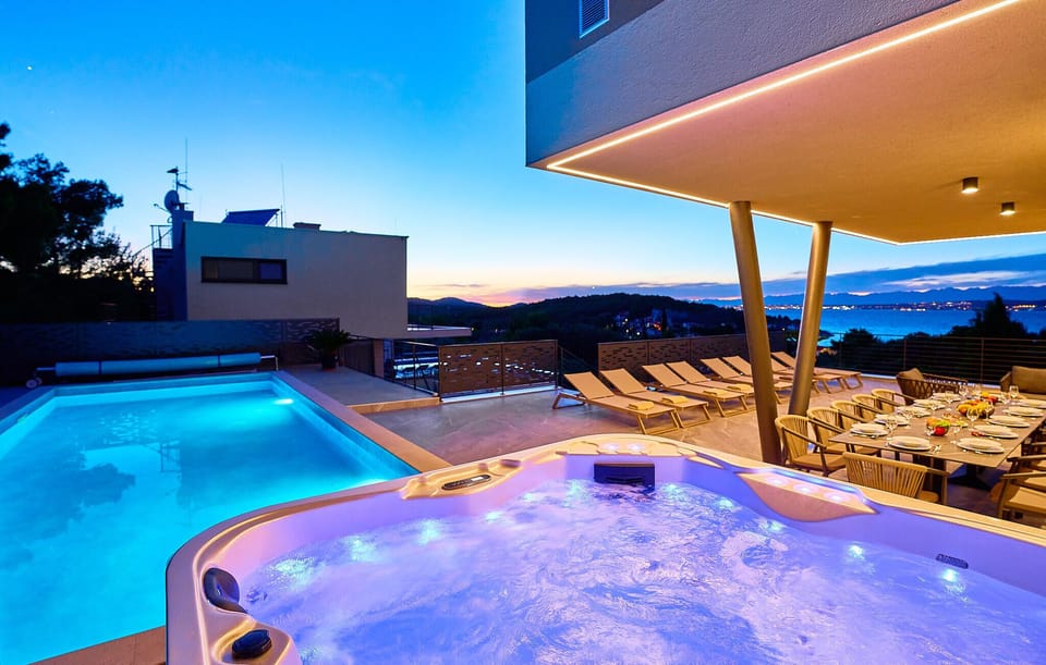 pool