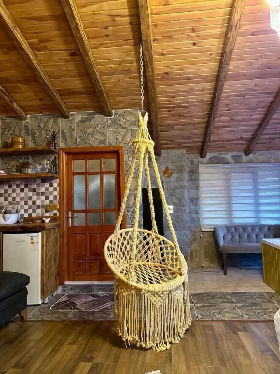 Bungalow, Bay View | Living area | Flat-screen TV