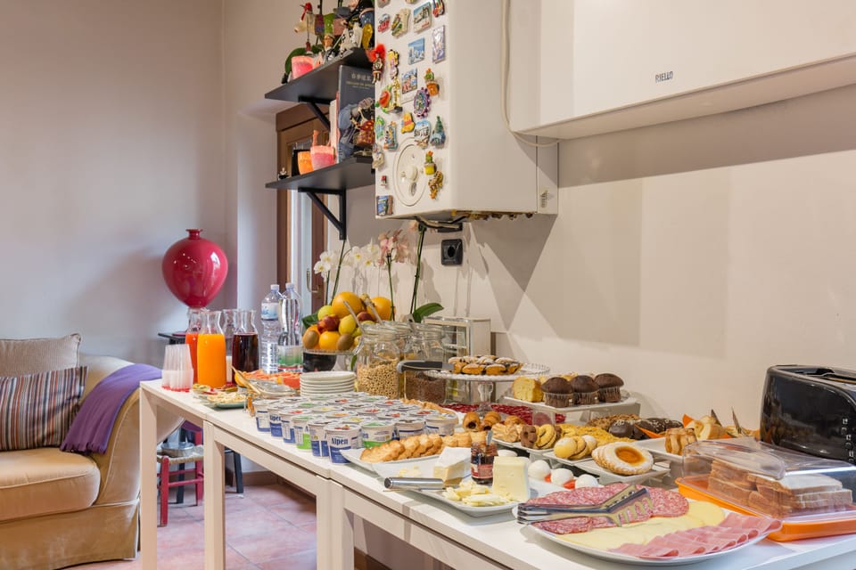 Daily buffet breakfast for a fee